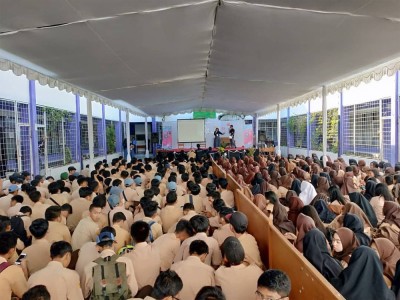 Penyuluhan dan Kajian Remaja